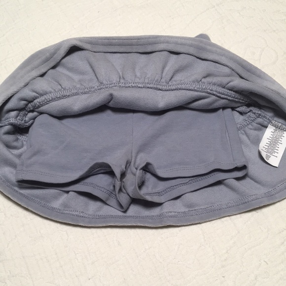 12m (4/$20) Gray Velour Skorts by The Children’s Place - Picture 7 of 11